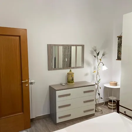 Saint Peter & Giulio Cesare